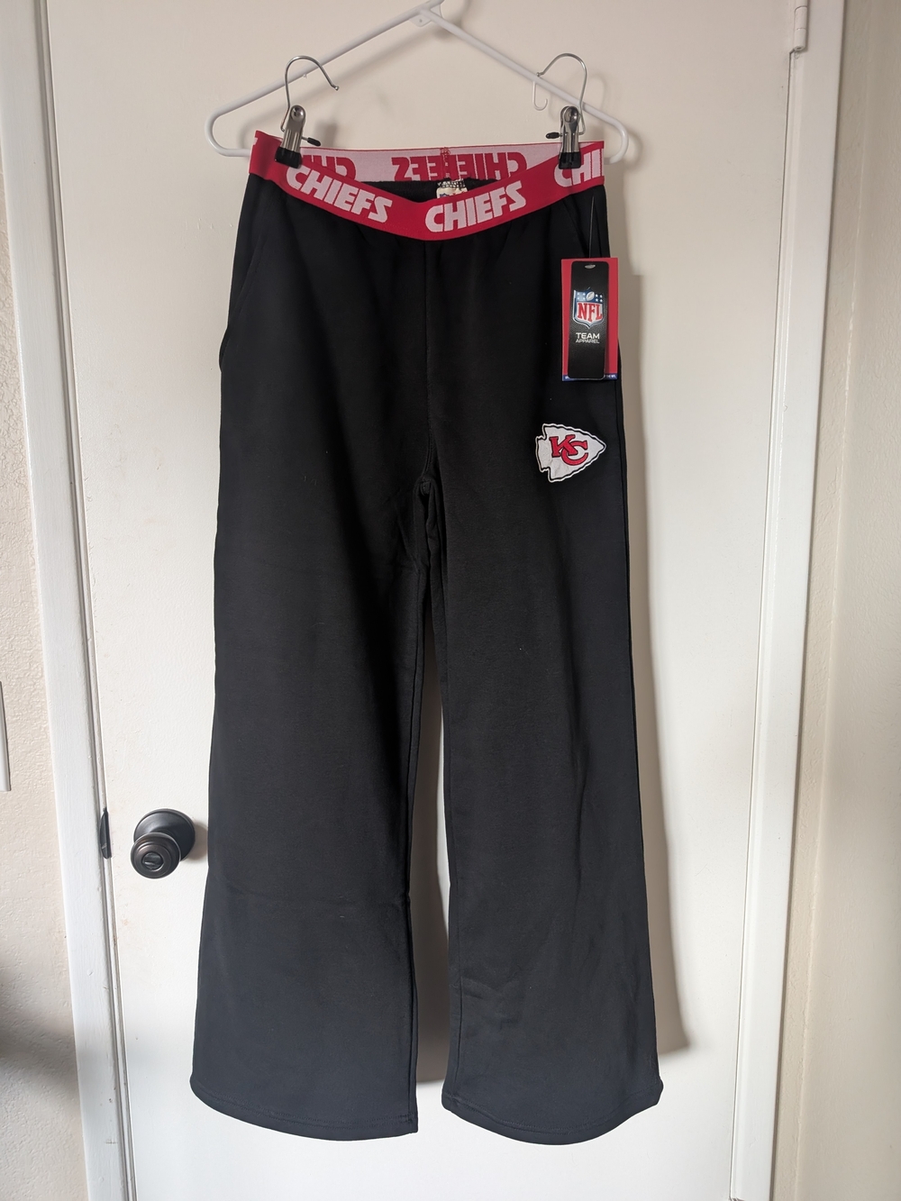 NFL Sweatpants with Red Chiefs Waistband New W Tags Kansas City Chiefs Sma